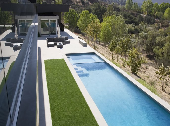 The Perfect Solution for Pool Decking in the California Desert: Coral Stone Tiles
