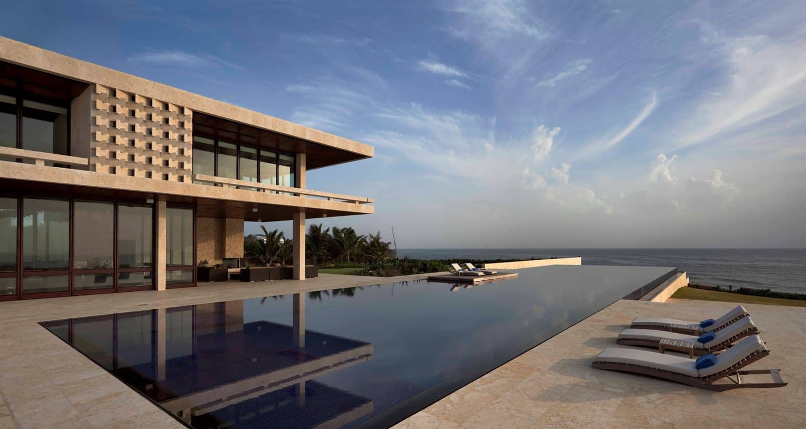 New trend in swimming pool deck and patio, Coral Stone!