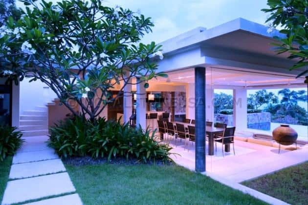 Stone Paver Walkway